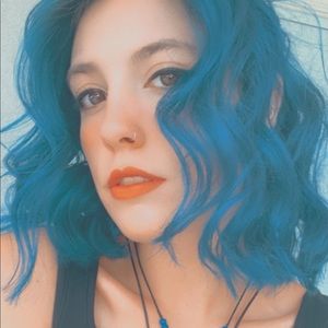 Meet your Posher, Lily